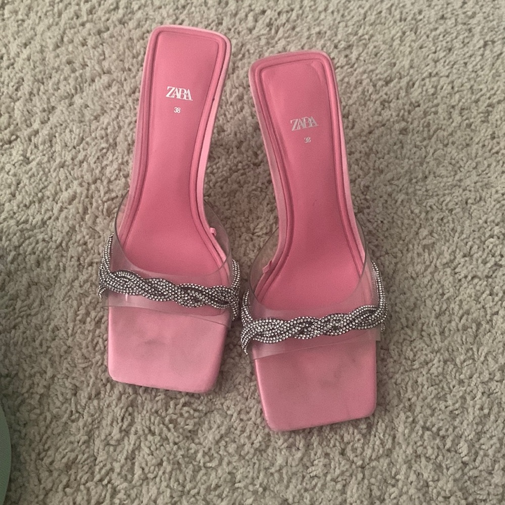 Zara heels used once